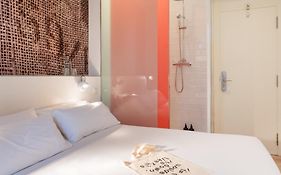 Chic&Basic Tallers Hostal